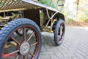 Rex Koets marathonwagen Voskamp Hall in Eerbeek 06137 voskamp hall Goud