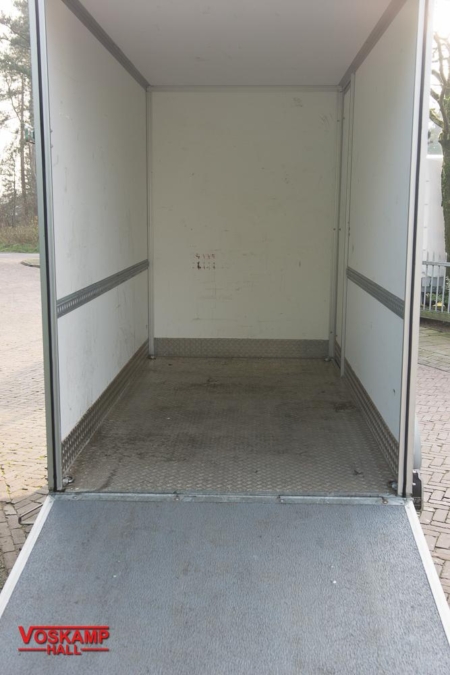 aanhangwagen verhuur tandemasser gesloten laaddeur 5